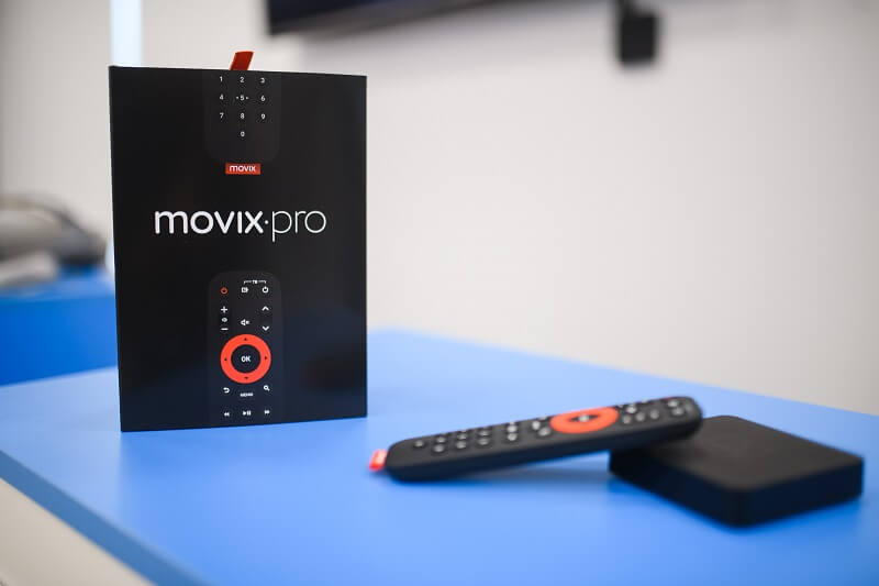Movix Pro Voice от Дом.ру в деревне Малые Колпаны